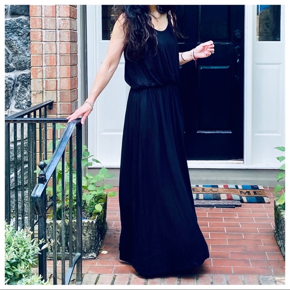 SPAGHETTI STRAPS MAXI DRESS WITH SIDE POCKETS - Picture 8 of 10